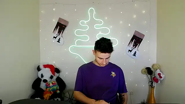 Snapshot of Mike_severi2 chatting on 12-26-24, 11:21 Mike severi2 online show from 12-26-24, 11:21