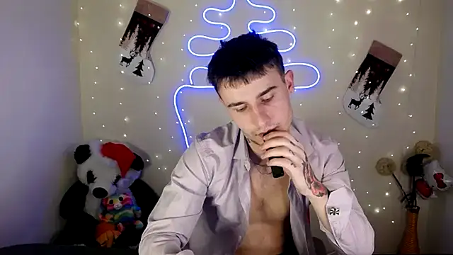 Snapshot of Mike_severi2 chatting on 01-04-25, 12:05 Mike severi2 online show from 01-04-25, 12:05