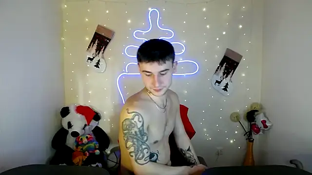 Snapshot of Mike_severi2 chatting on 01-05-25, 06:56 Mike severi2 online show from 01-05-25, 06:56