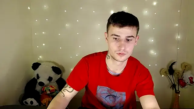 Snapshot of Mike_severi2 chatting on 01-05-25, 01:04 Mike severi2 online show from 01-05-25, 01:04