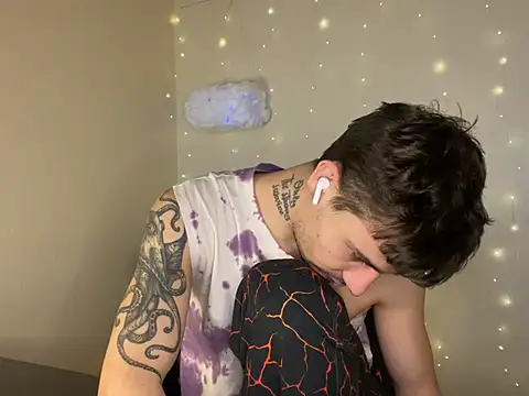 Snapshot of Mike_severi2 chatting on 01-30-25, 12:06 Mike severi2 online show from 01-30-25, 12:06