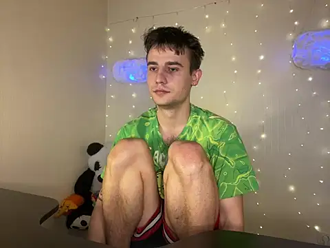 Snapshot of Mike_severi2 chatting on 02-01-25, 12:05 Mike severi2 online show from 02-01-25, 12:05