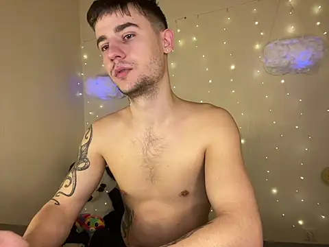 Snapshot of Mike_severi2 chatting on 02-08-25, 07:15 Mike severi2 online show from 02-08-25, 07:15