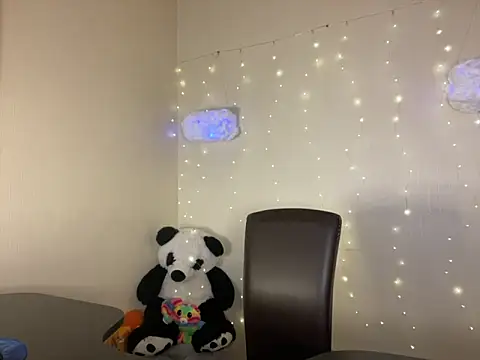 Snapshot of Mike_severi2 chatting on 02-09-25, 05:29 Mike severi2 online show from 02-09-25, 05:29