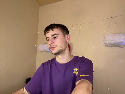 Snapshot of Mike_severi2 chatting on 02-20-25, 08:17 Mike severi2 online show from 02-20-25, 08:17