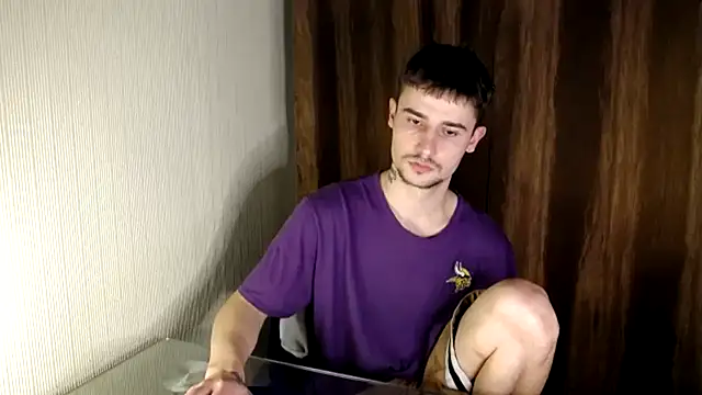 Snapshot of Mike_severi2 chatting on 03-03-25, 04:03 Mike severi2 online show from 03-03-25, 04:03