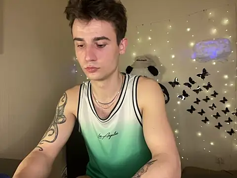 Snapshot of Mike_severi2 chatting on 03-17-25, 11:21 Mike severi2 online show from 03-17-25, 11:21