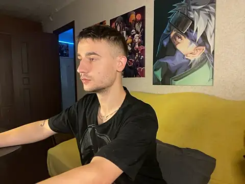 Snapshot of Mike_severi2 chatting on 09-18-25, 07:32 Mike severi2 online show from 09-18-25, 07:32