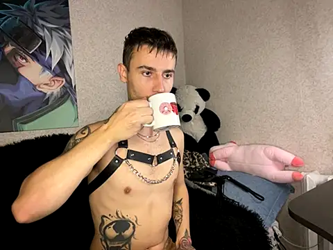 Snapshot of Mike_severi2 chatting on 10-11-25, 05:39 Mike severi2 online show from 10-11-25, 05:39