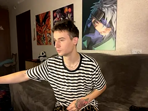 Snapshot of Mike_severi2 chatting on 10-21-25, 05:41 Mike severi2 online show from 10-21-25, 05:41