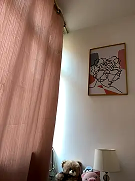 Snapshot of HallieLemon1 chatting on 11-08-25, 08:40 HallieLemon1 online show from 11-08-25, 08:40