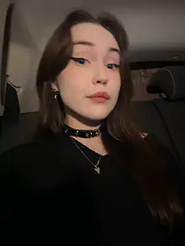 Snapshot of Peachy_Dream chatting on 12-14-24, 09:35 Peachy Dream online show from 12-14-24, 09:35