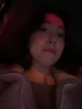 Snapshot of Peachy_Dream chatting on 09-20-25, 08:10 Peachy Dream online show from 09-20-25, 08:10