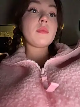 Peachy Dream online show from 10-29-25, 06:09