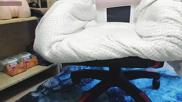 Queen Sport online show from 10-17-25, 07:22