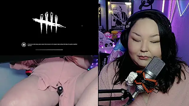 Snapshot of EmGreens chatting on 03-13-25, 02:27 EmGreens online show from 03-13-25, 02:27