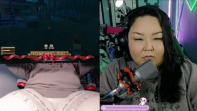 Snapshot of EmGreens chatting on 09-11-25, 02:11 EmGreens online show from 09-11-25, 02:11