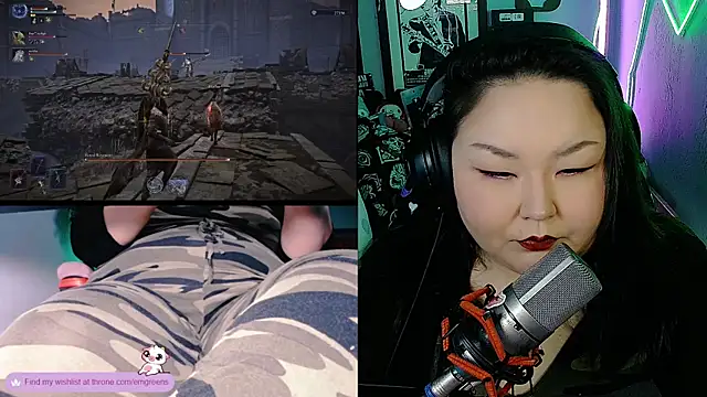 Snapshot of EmGreens chatting on 10-03-25, 02:30 EmGreens online show from 10-03-25, 02:30