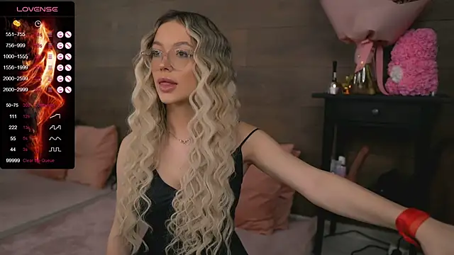 KylieJoyce online show from 02-06-25, 10:43