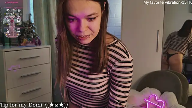 ValBae online show from 02-18-25, 12:28