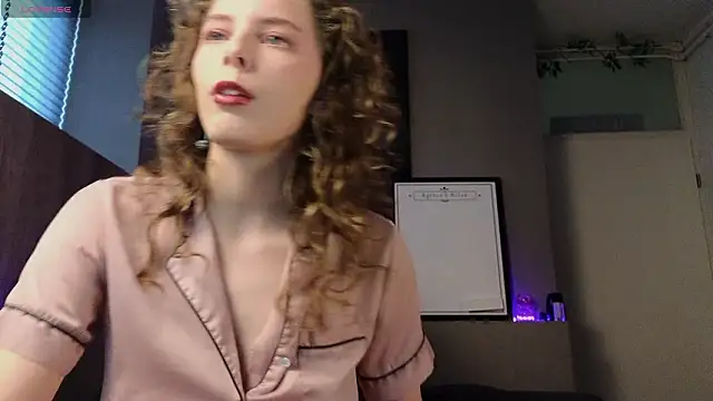 AyreenMoore online show from 02-08-26, 02:09