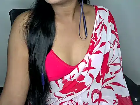 Snapshot of shila20 chatting on 02-07-25, 10:30 shila20 online show from 02-07-25, 10:30