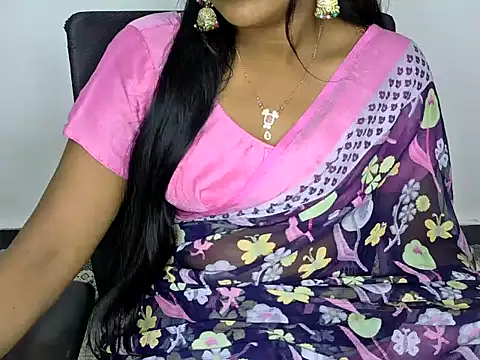 Snapshot of shila20 chatting on 03-08-25, 10:24 shila20 online show from 03-08-25, 10:24