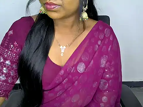 Snapshot of shila20 chatting on 03-12-25, 12:20 shila20 online show from 03-12-25, 12:20