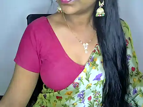 Snapshot of shila20 chatting on 03-16-25, 10:44 shila20 online show from 03-16-25, 10:44