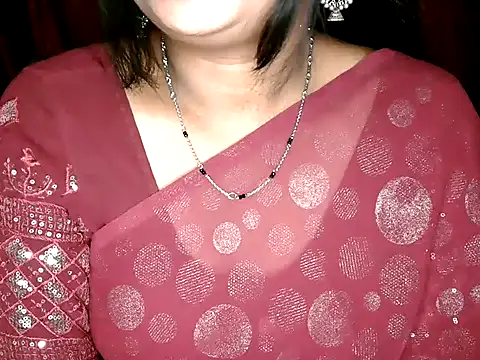 Snapshot of shila20 chatting on 10-12-25, 06:01 shila20 online show from 10-12-25, 06:01