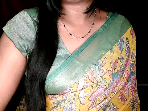 Snapshot of shila20 chatting on 10-12-25, 06:18 shila20 online show from 10-12-25, 06:18