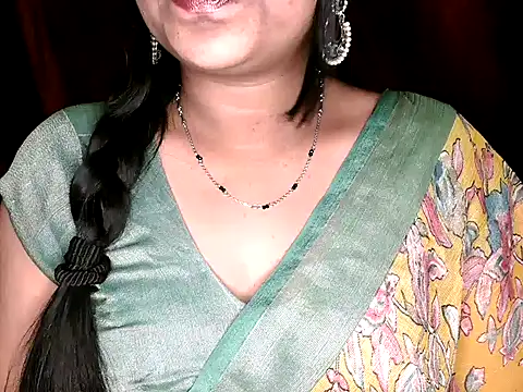 Snapshot of shila20 chatting on 10-18-25, 05:46 shila20 online show from 10-18-25, 05:46