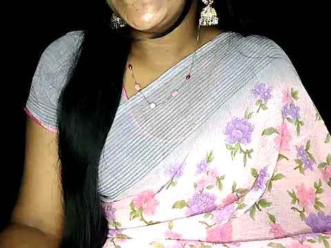 Snapshot of shila20 chatting on 11-23-25, 09:31 shila20 online show from 11-23-25, 09:31