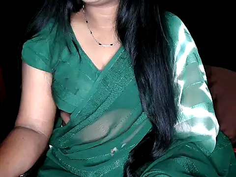 Snapshot of shila20 chatting on 12-05-25, 05:09 shila20 online show from 12-05-25, 05:09