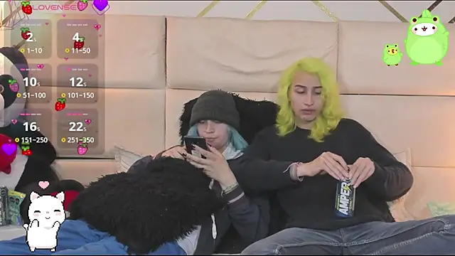 -kisa  online show from 10-10-25, 02:32