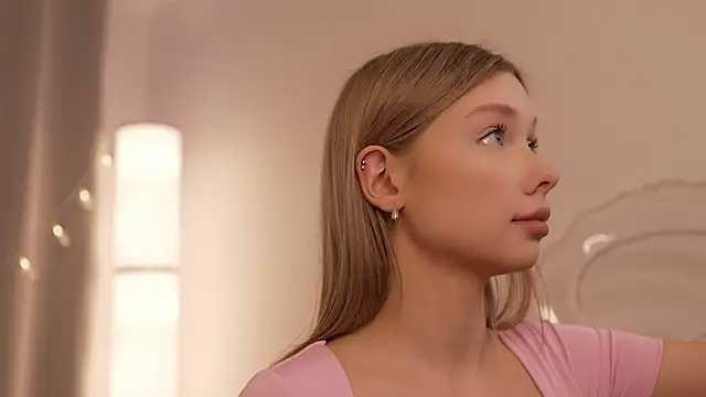 april blush online show from 03-05-25, 03:07