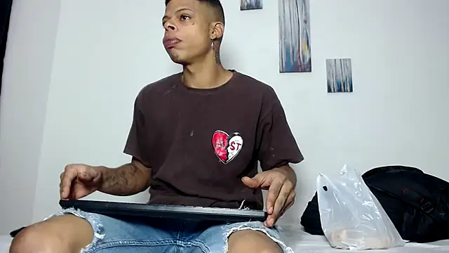 BrandonStond online show from 11-23-25, 01:33