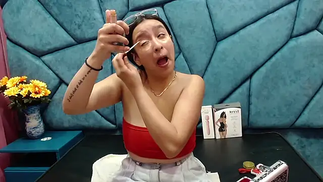 Sarah Hornny online show from 01-28-25, 02:53