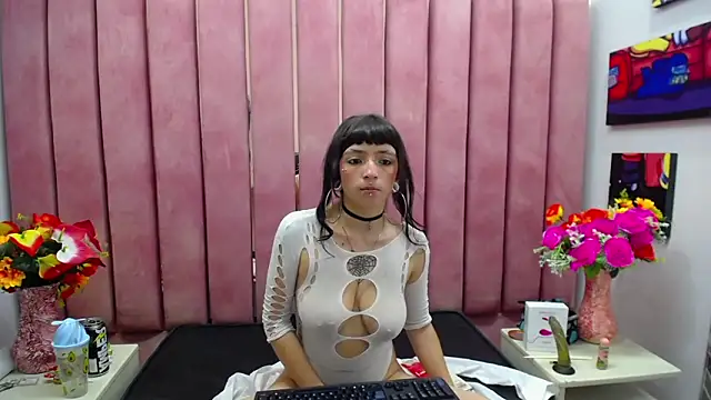 Samantha Smiith online show from 12-13-24, 07:04