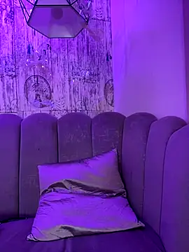 AbyThompson online show from 11-09-25, 02:15