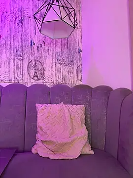 AbyThompson online show from 04-15-26, 02:46