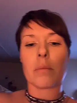 Snapshot of KatieBARBiE98 chatting on 01-21-25, 09:46 KatieBARBiE98 online show from 01-21-25, 09:46