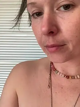 KatieBARBiE98 online show from 03-24-26, 08:14