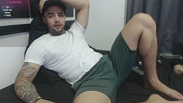 maxi rogger18 online show from 01-16-25, 02:19