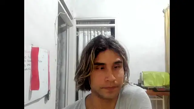 SophiaLevis online show from 01-19-25, 01:43