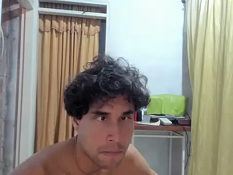 SophiaLevis online show from 10-22-25, 11:48