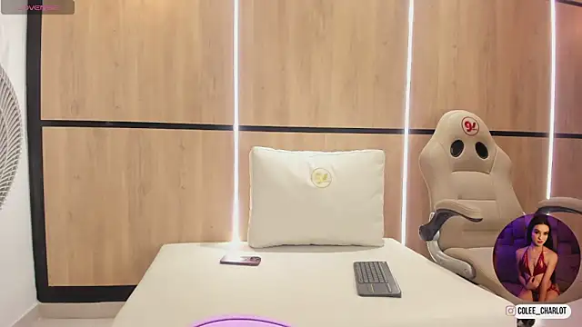 charlotte colee online show from 12-05-25, 11:19