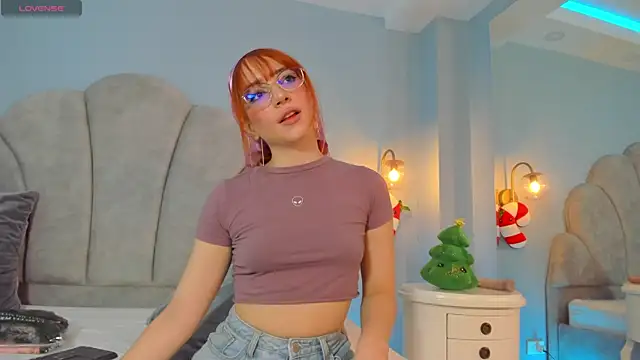 sweeet peach online show from 12-14-24, 01:50