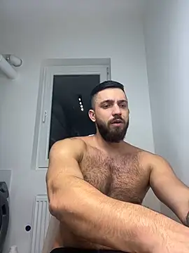 Snapshot of LoveIsBlind_ chatting on 12-01-24, 10:32 LoveIsBlind  online show from 12-01-24, 10:32