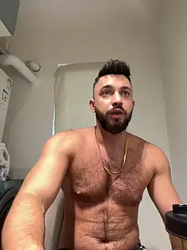 Snapshot of LoveIsBlind_ chatting on 12-07-24, 08:11 LoveIsBlind  online show from 12-07-24, 08:11